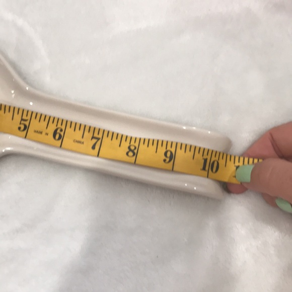 RAE DUNN ARTISAN COLLECTION BY MAGENTA SPOON REST “SPOON “ - Picture 8 of 10